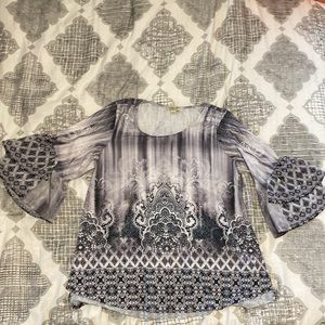 One world x-large 3/4 sleeve shirt